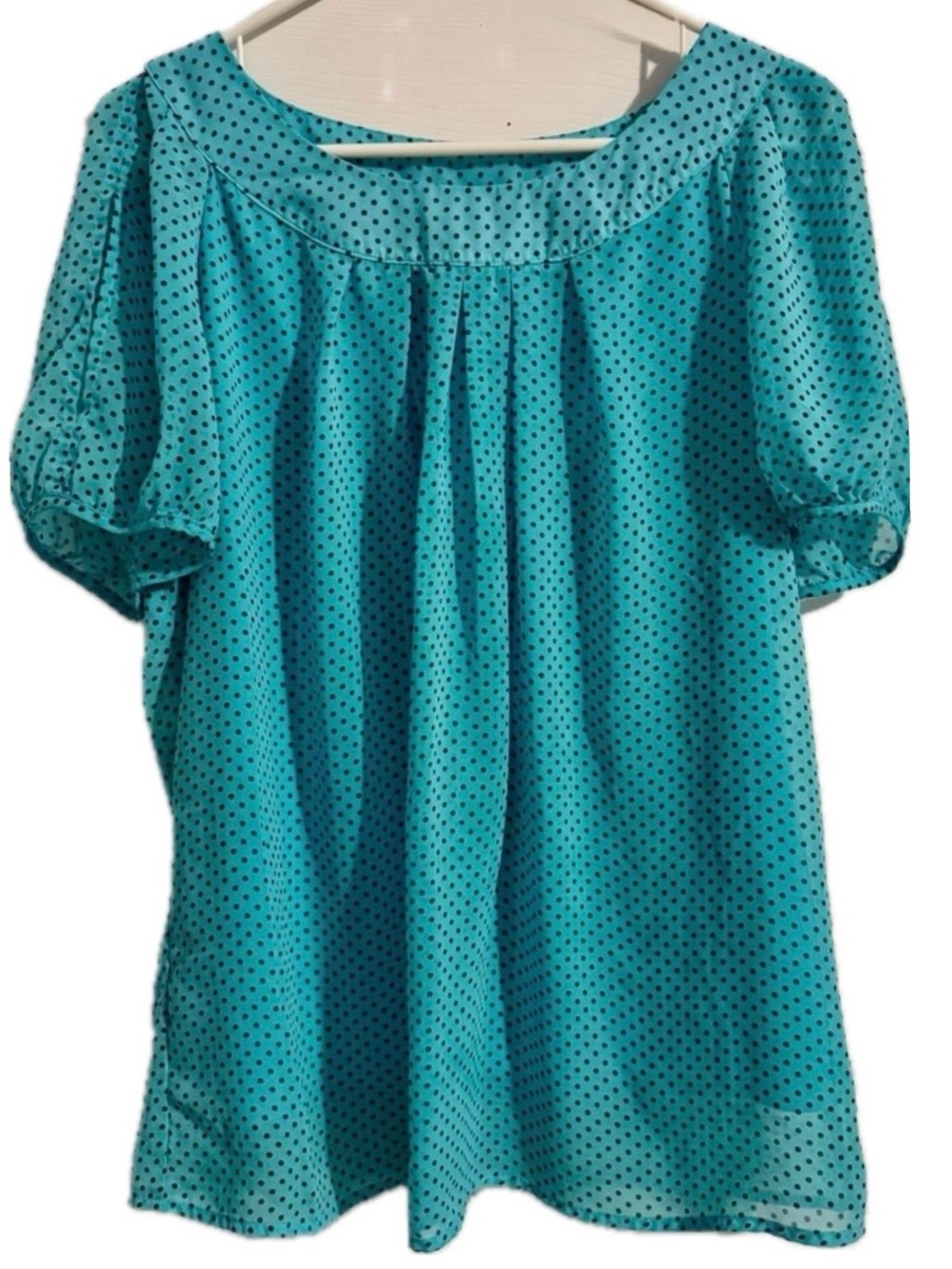 Dressbarn Polka Dot Women's Top 1X Lined Teal/Green/Blue Scoop Neck Pleated